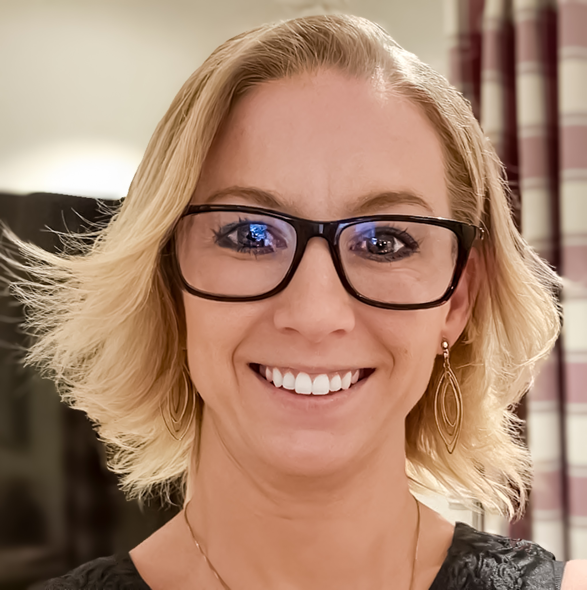 Wenche Berntsen økonomi og ordrebehandler